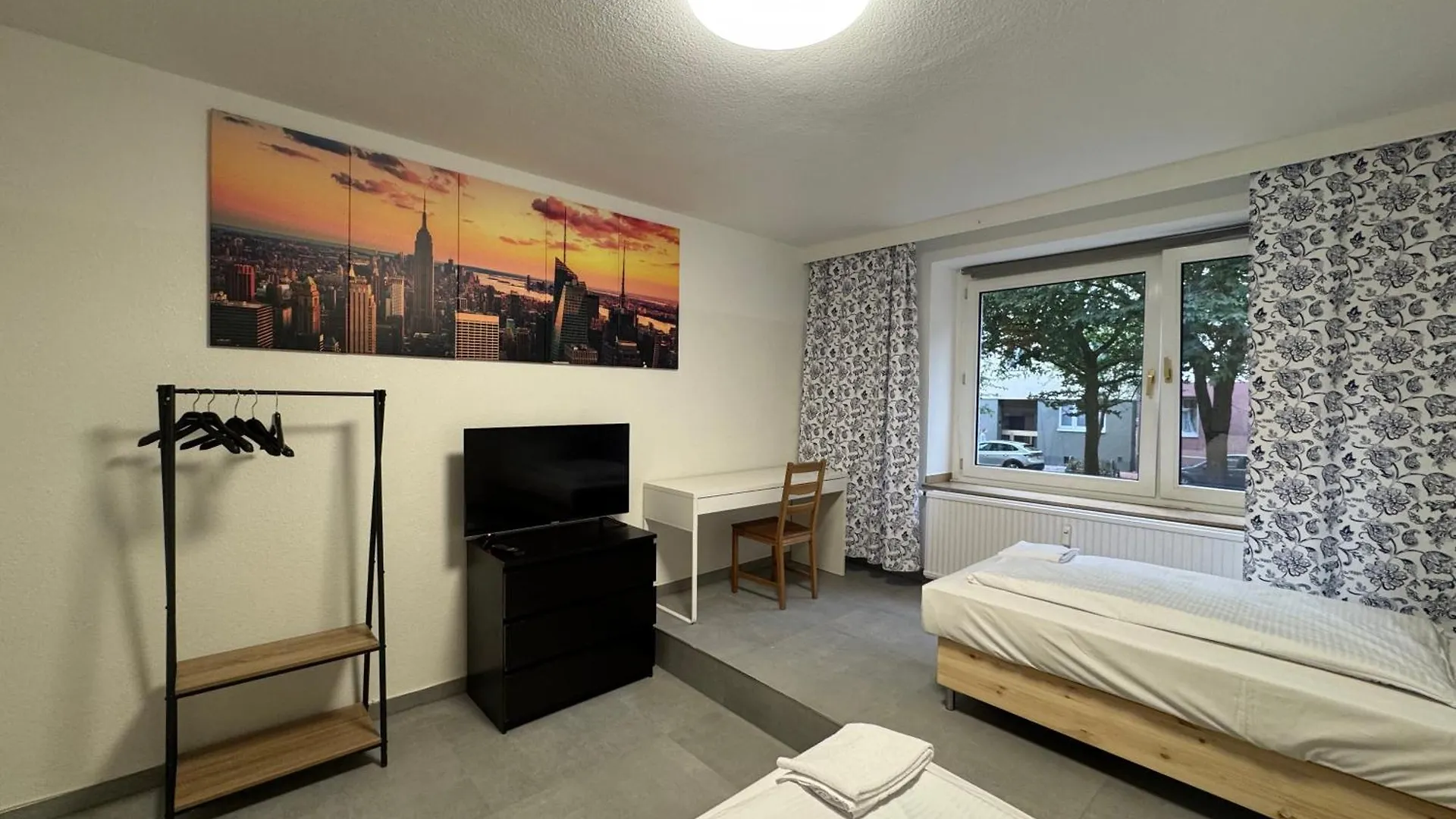 Контакты Urban Living Volksgarten